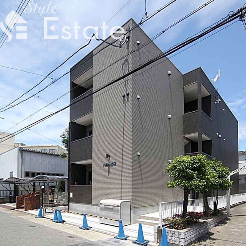 Patina岩塚の物件外観写真