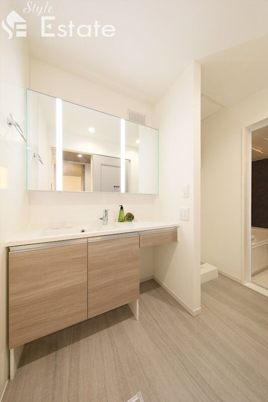 マリポーサ高畑Bの物件内観写真