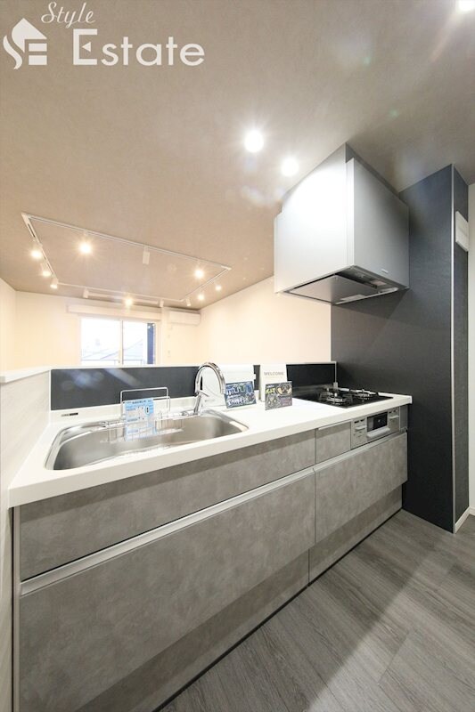 マリポーサ高畑Bの物件内観写真