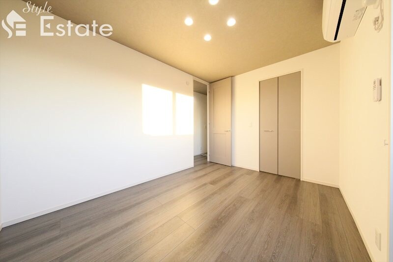 マリポーサ高畑Bの物件内観写真