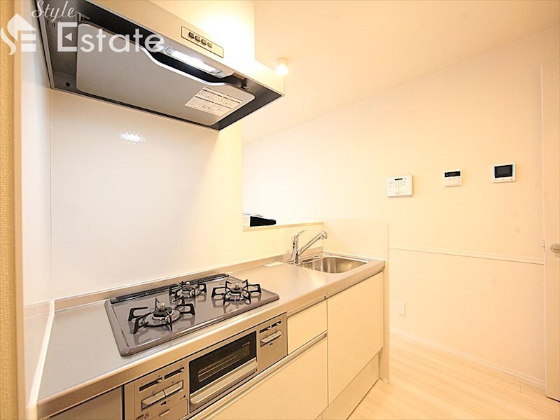 メゾンクレセントII八田の物件内観写真