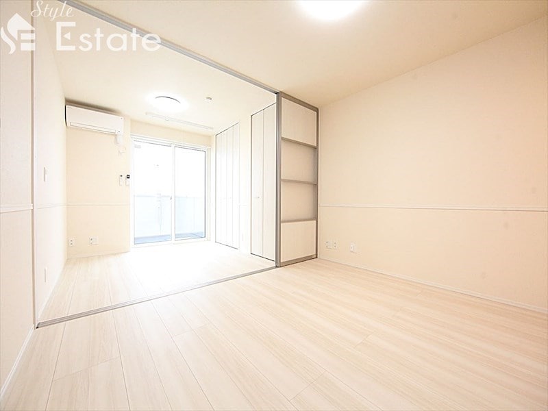 メゾンクレセントII八田の物件内観写真