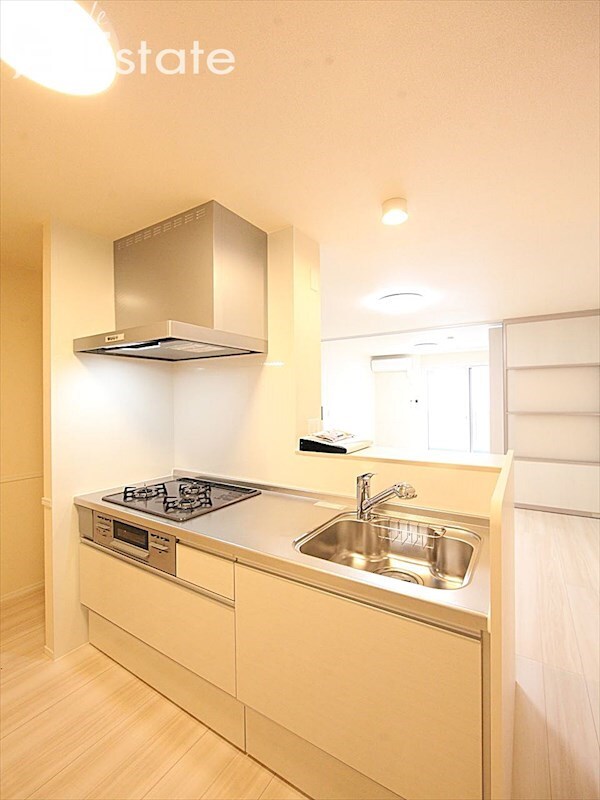 メゾンクレセントII八田の物件内観写真