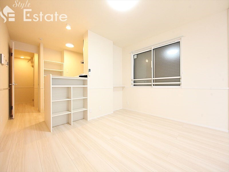 メゾンクレセントII八田の物件内観写真