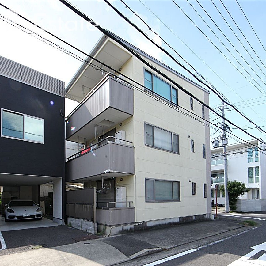 メゾンハナブサの物件外観写真