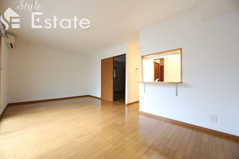 リバーサイド千年の物件内観写真