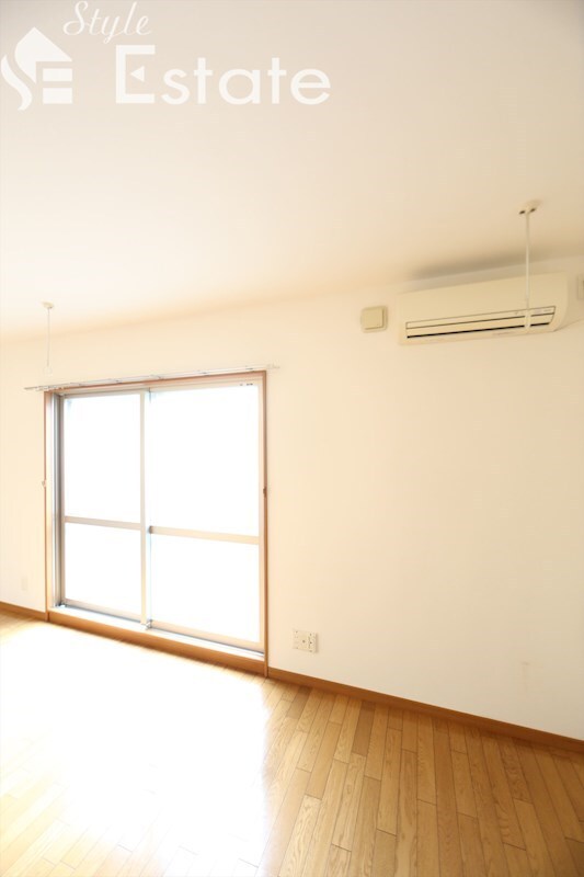 リバーサイド千年の物件内観写真