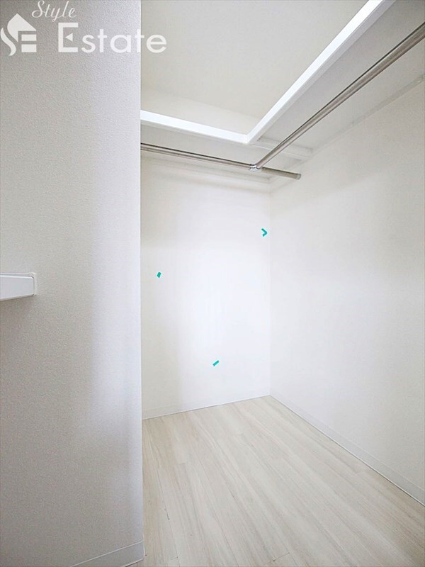 アイボリーの物件内観写真