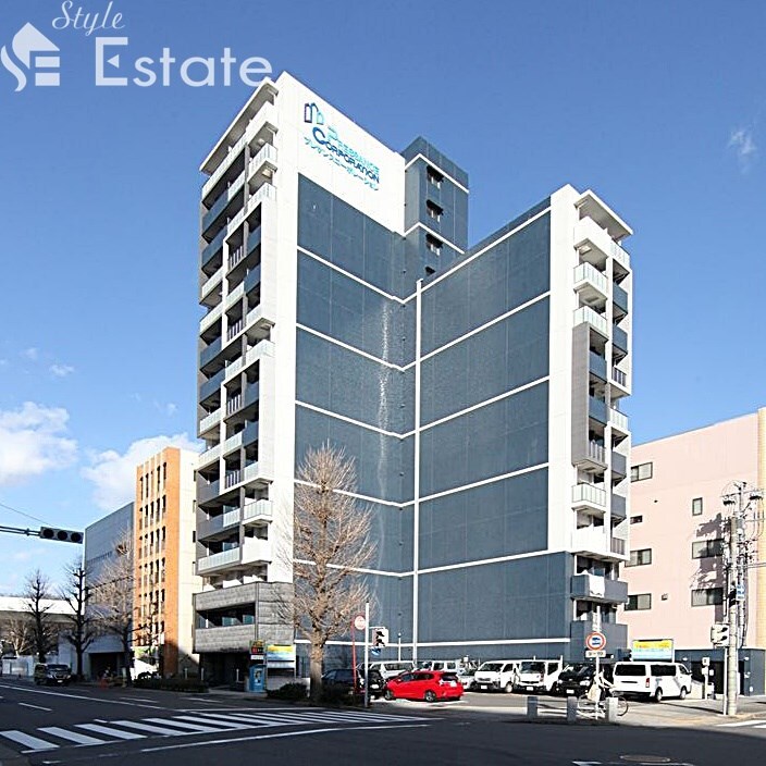 プレサンス丸の内リラティの物件外観写真