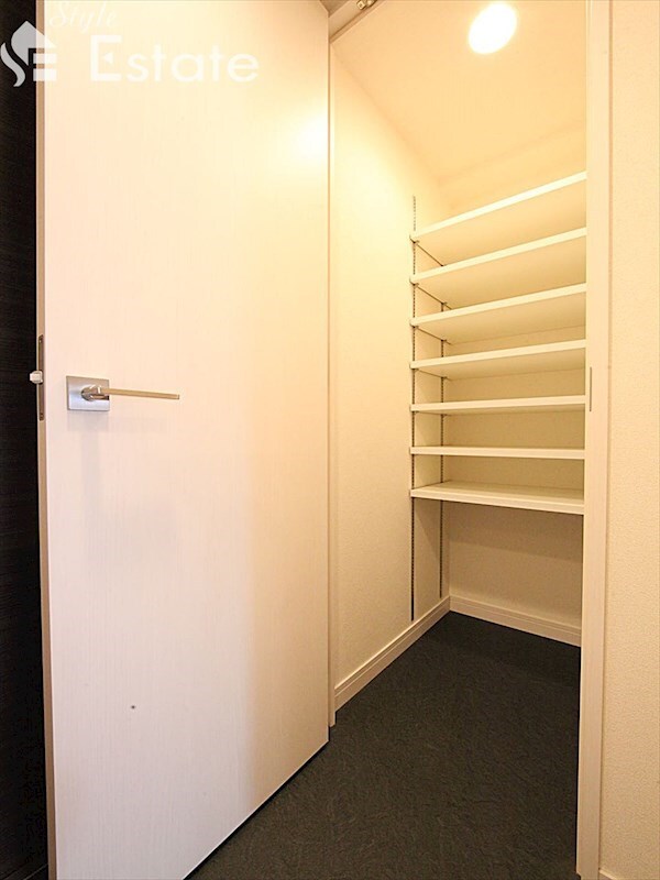 プレサンス丸の内リラティの物件内観写真