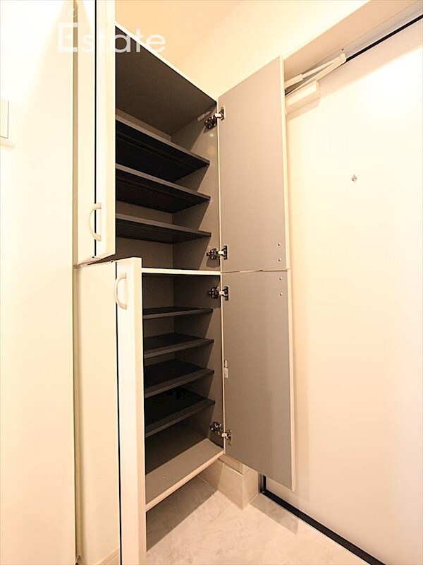 ジュネス稲葉地町の物件内観写真