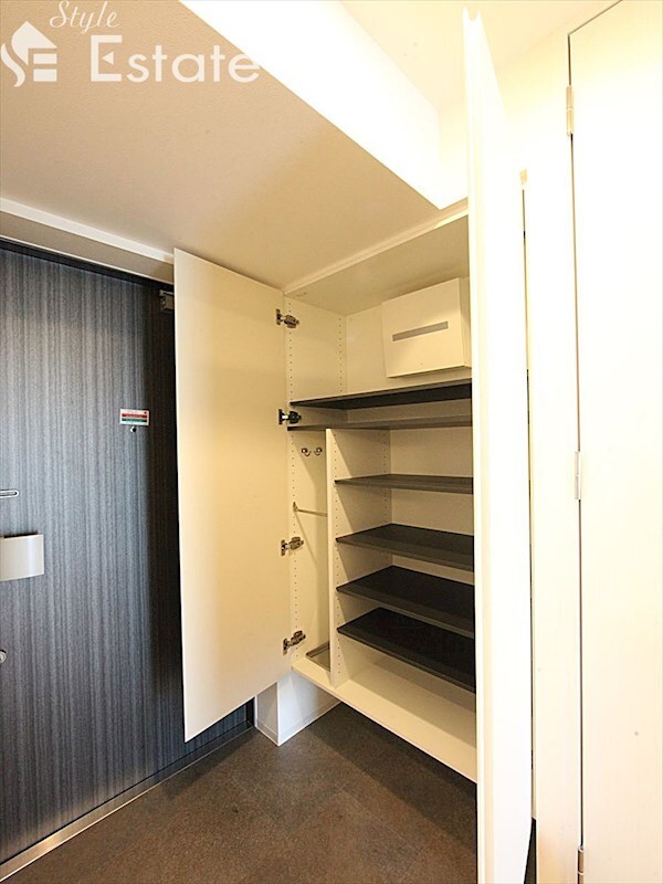 ヒヴィ・カーサ名駅西の物件内観写真