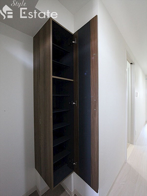 ヴェーラカーサウルバーナの物件内観写真