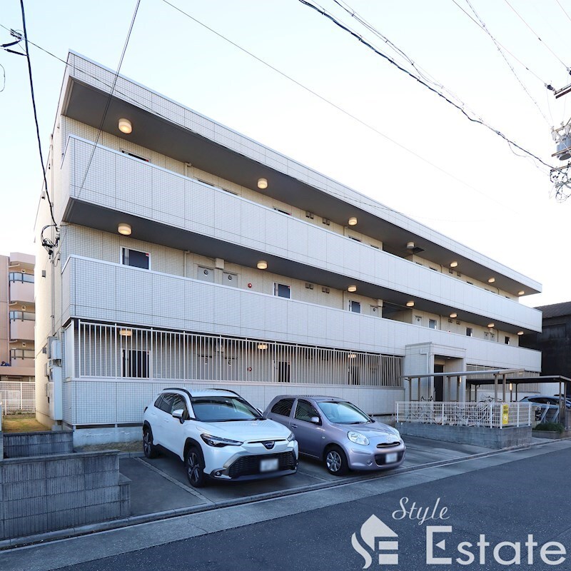 尾頭橋駅 徒歩3分 3階の物件外観写真