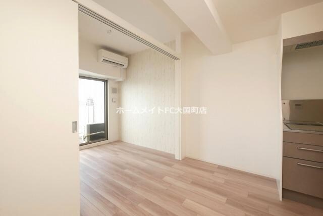 セレニテ難波ミラク参番館の物件内観写真