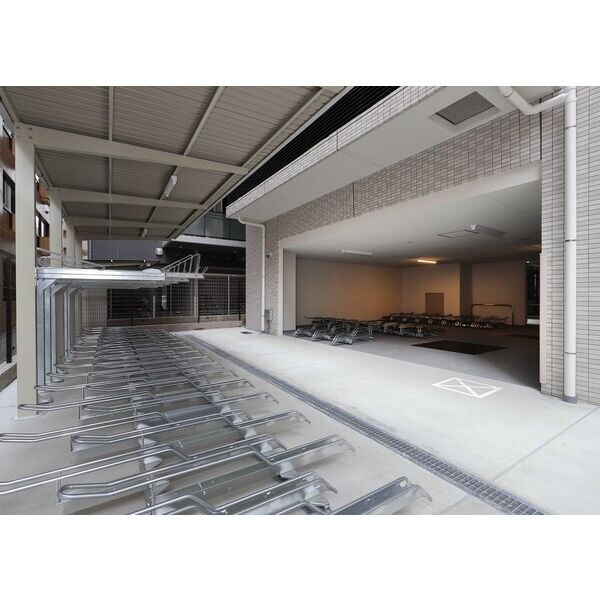 堺筋本町駅 徒歩7分 6階の物件外観写真