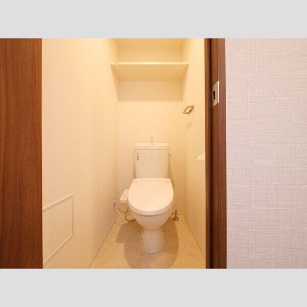 エスリード難波AGREAの物件内観写真