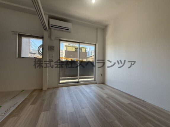 セレニテ江坂エクラの物件内観写真