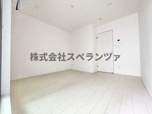 レジュール・ウールの物件内観写真