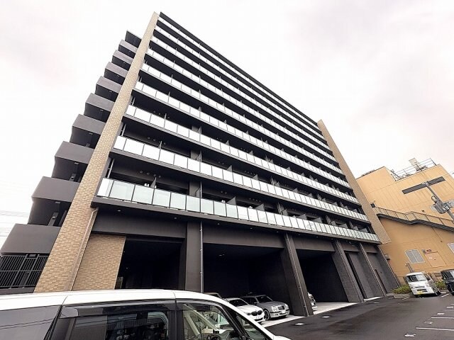 LI VI AZ OSAKA Veriteの物件外観写真