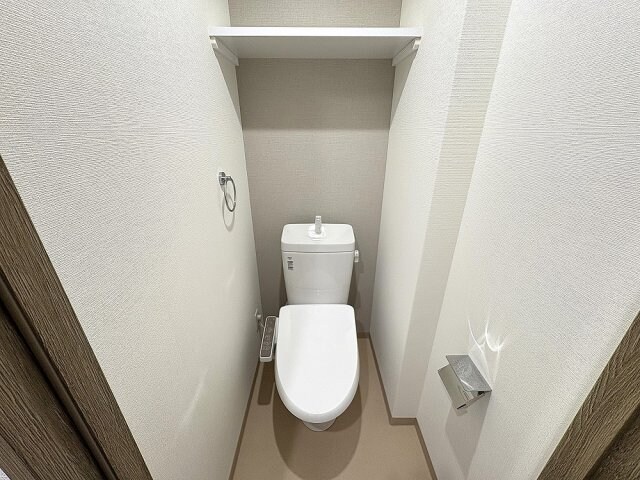 LI VI AZ OSAKA Veriteの物件内観写真