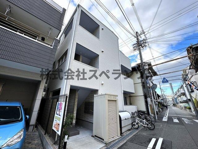 セニャリブロの物件外観写真