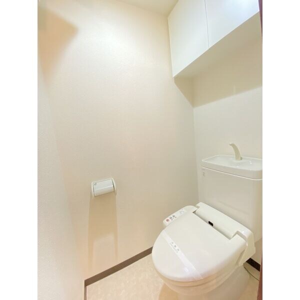 日本橋駅 徒歩8分 12階の物件内観写真