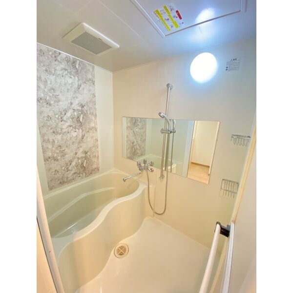 日本橋駅 徒歩8分 12階の物件内観写真