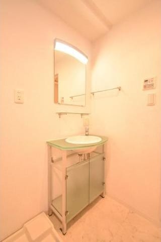 インボイス難波南レジデンスの物件内観写真