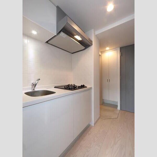 谷町四丁目駅 徒歩5分 14階の物件内観写真