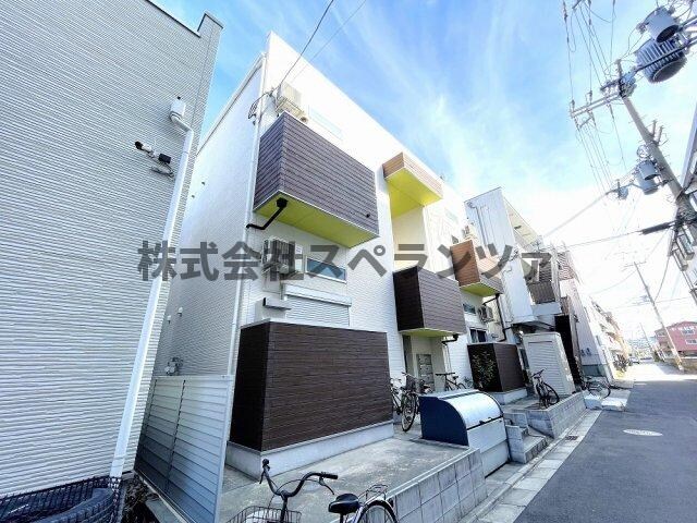 エルサチの物件外観写真