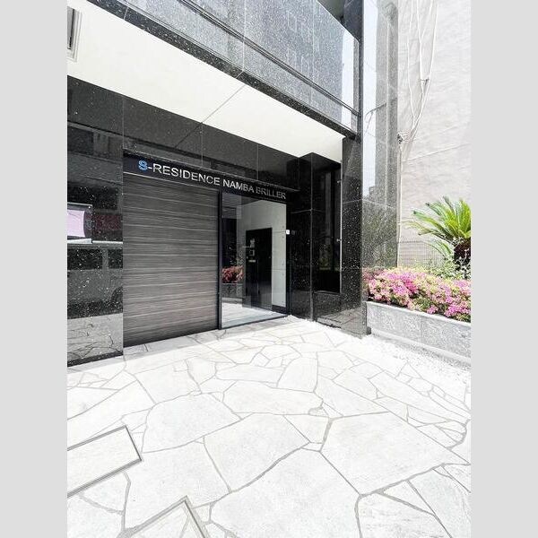S-RESIDENCE難波Brillerの物件外観写真