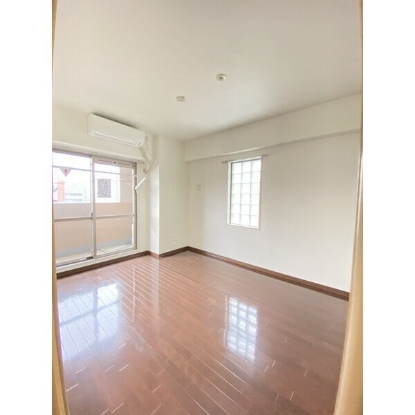 日本橋駅 徒歩8分 11階の物件内観写真