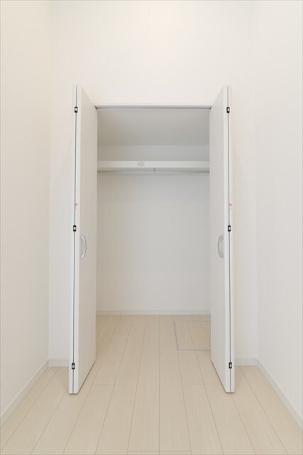 シュトゥルデール幸通の物件内観写真