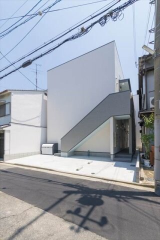 COLORの物件外観写真