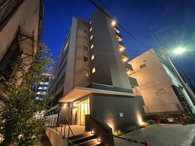 エグゼ大阪ドームⅡの物件外観写真