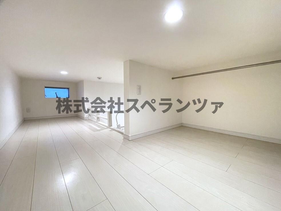 LOREの物件内観写真