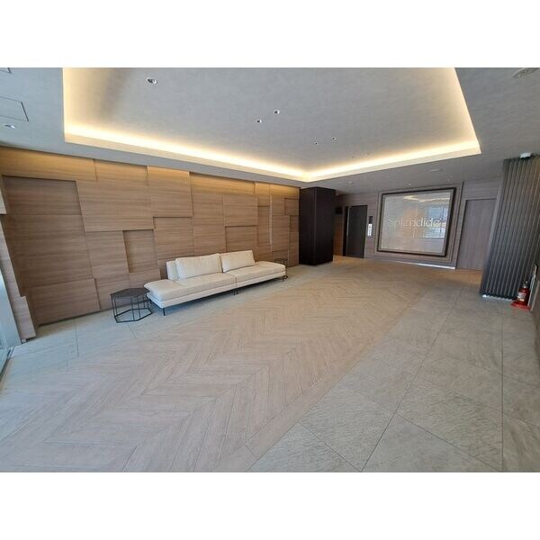 AELL OSAKA EASTの物件外観写真