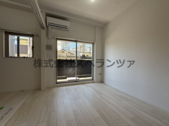 セレニテ江坂エクラの物件内観写真