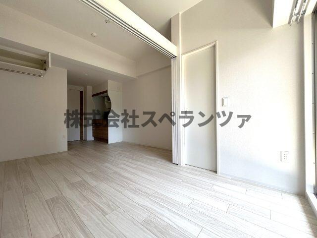 セレニテ夕陽丘エクラの物件内観写真