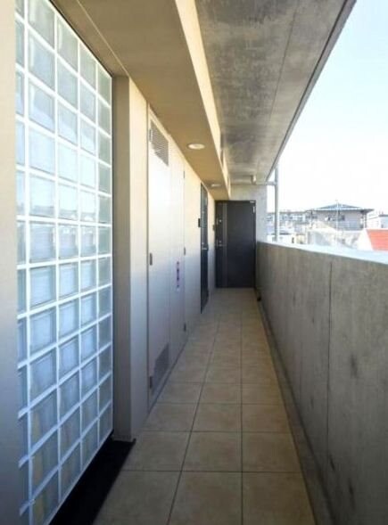 初台駅 徒歩10分 3階の物件外観写真