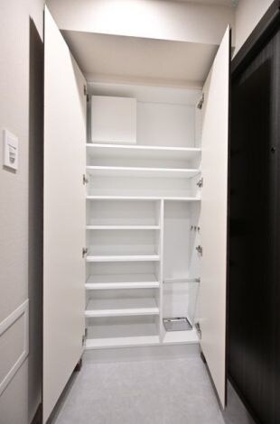 GRANSITE NAKAMEGUROの物件内観写真