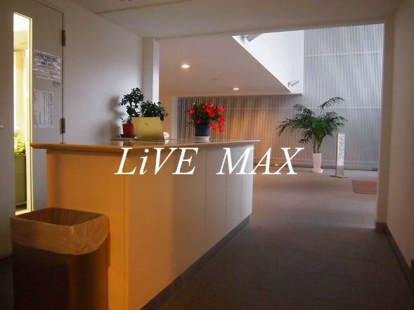 イクサージュ目黒の物件外観写真