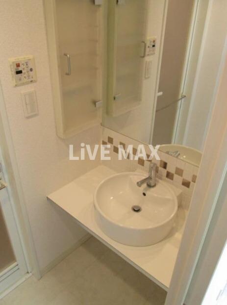 エスコート　ノヴェル白金高輪の物件内観写真