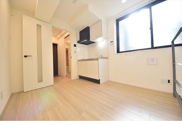 ファーヴァル代々木上原の物件内観写真