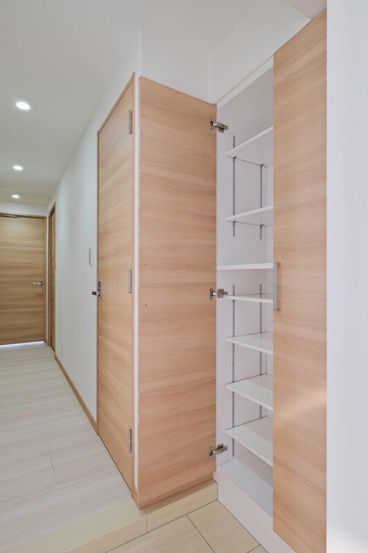 エストゥルース東高円寺の物件内観写真