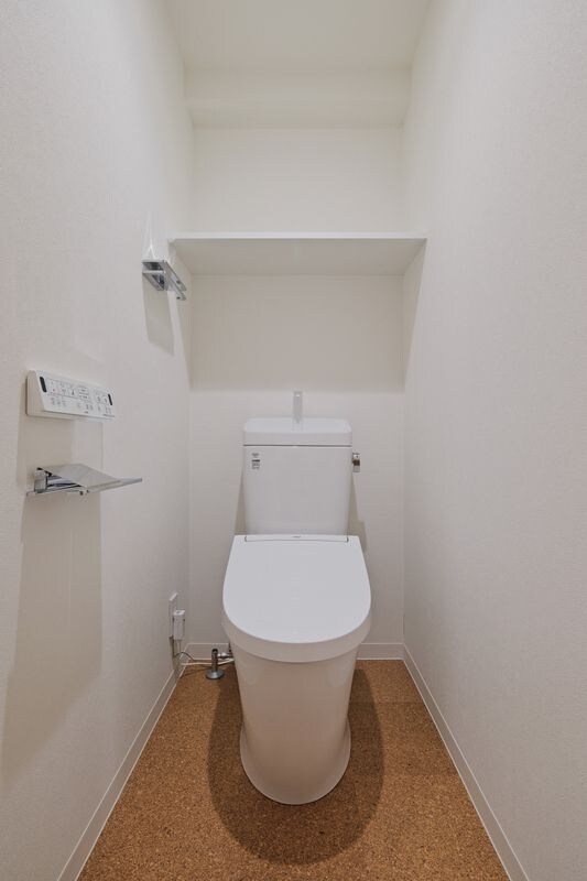 エストゥルース東高円寺の物件内観写真