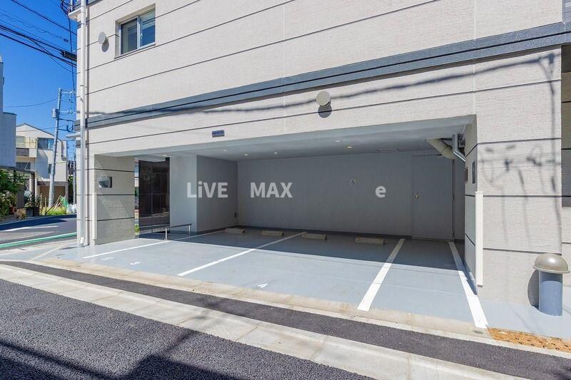 三軒茶屋駅 徒歩9分 1階の物件外観写真