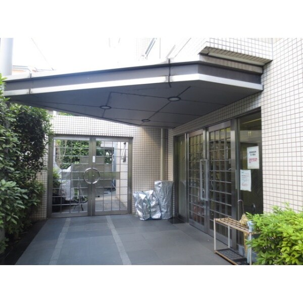 ジョイヒルズ南平台の物件外観写真