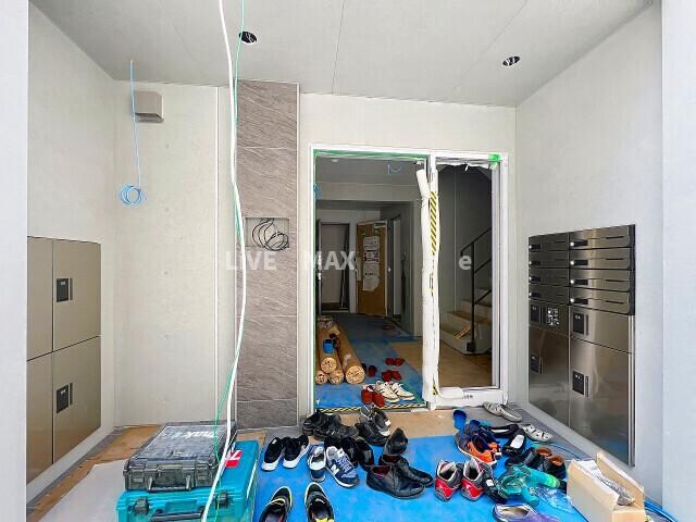 コリーヌ駒場池尻の物件外観写真